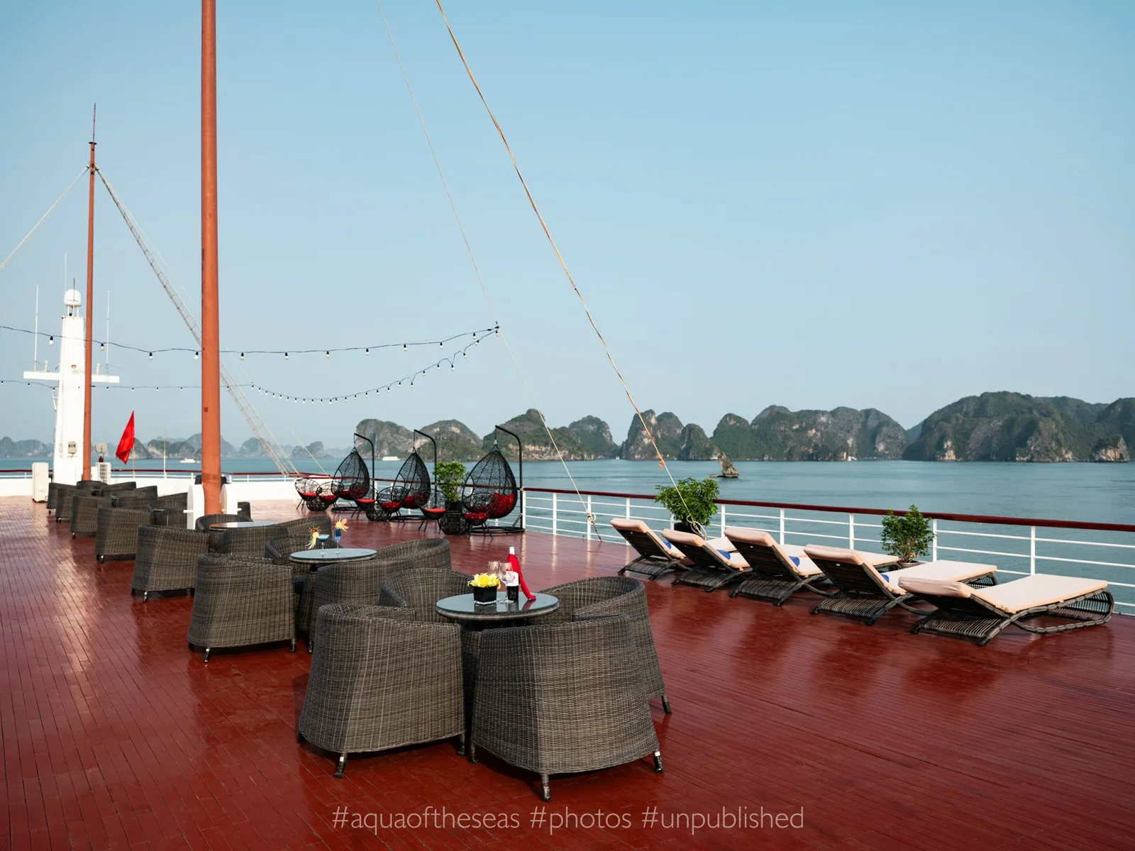 Tiệc hoàng hôn trên sundeck du thuyền Aqua Of The Seas