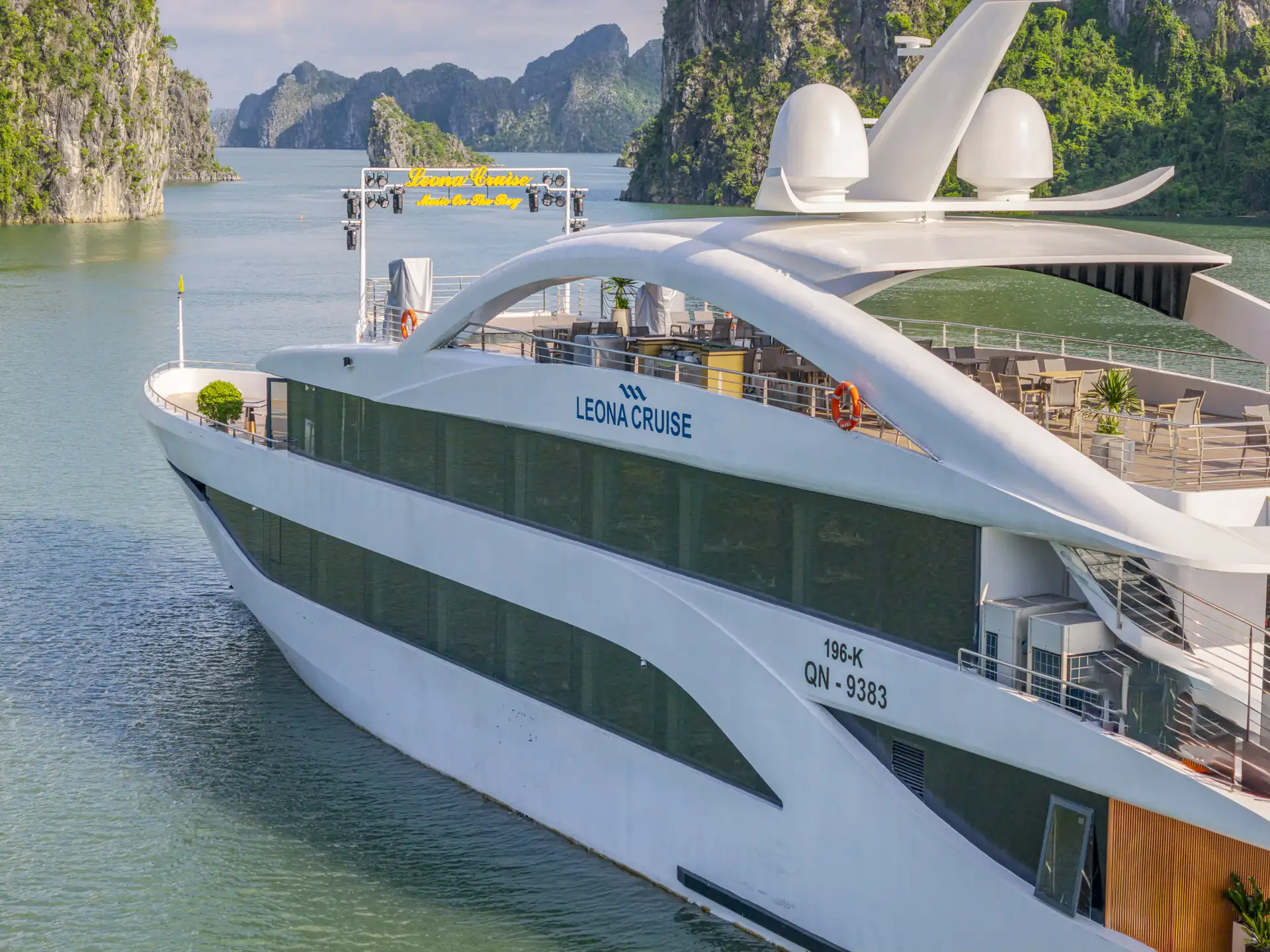 Toàn cảnh du thuyền Leona Cruise