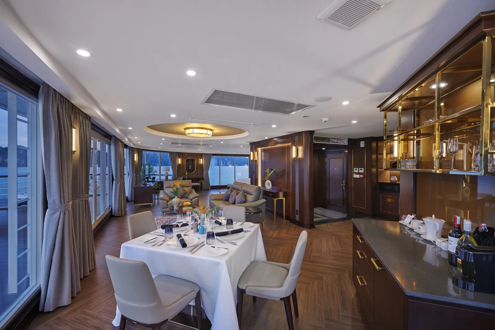 Legacy Gallery 140m² — hạng phòng cao cấp nhất, duy nhất 1 phòng/tàu Paradise Legacy