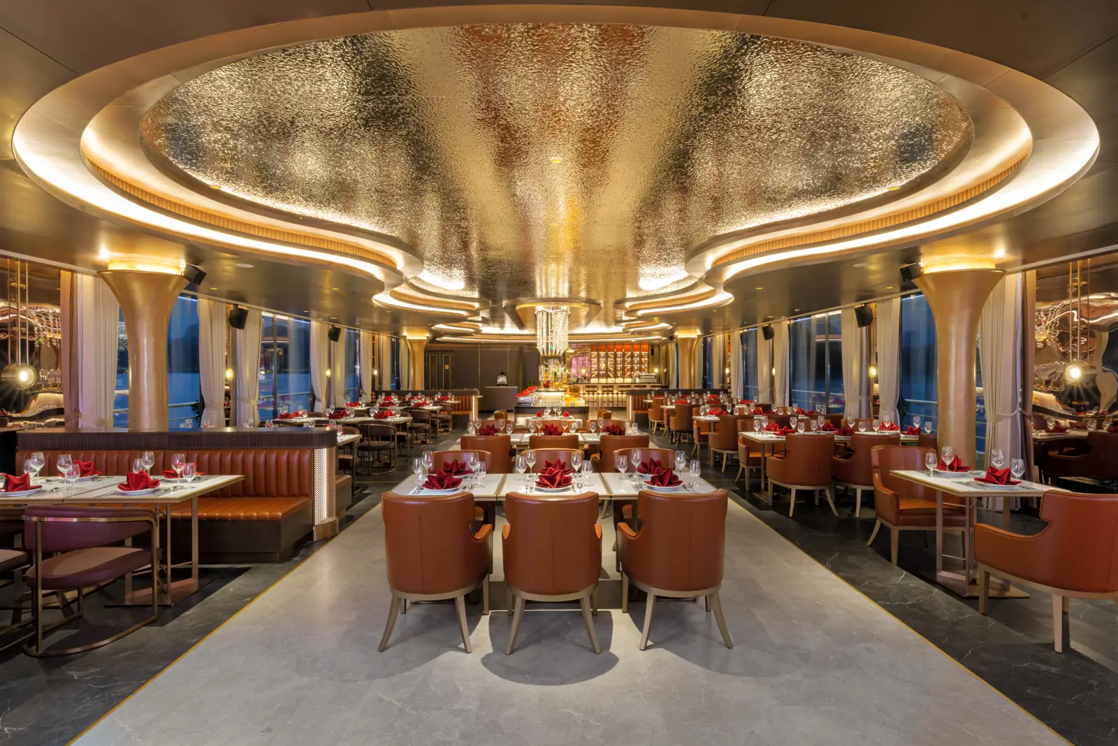Nhà hàng Capella trên du thuyền Sea Stars Cruise