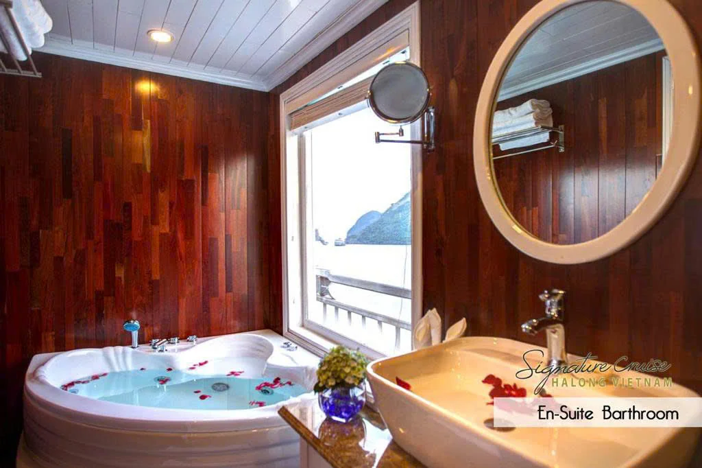 Elite Family Suite - suite lớn nhất trên du thuyền Signature Halong Cruise